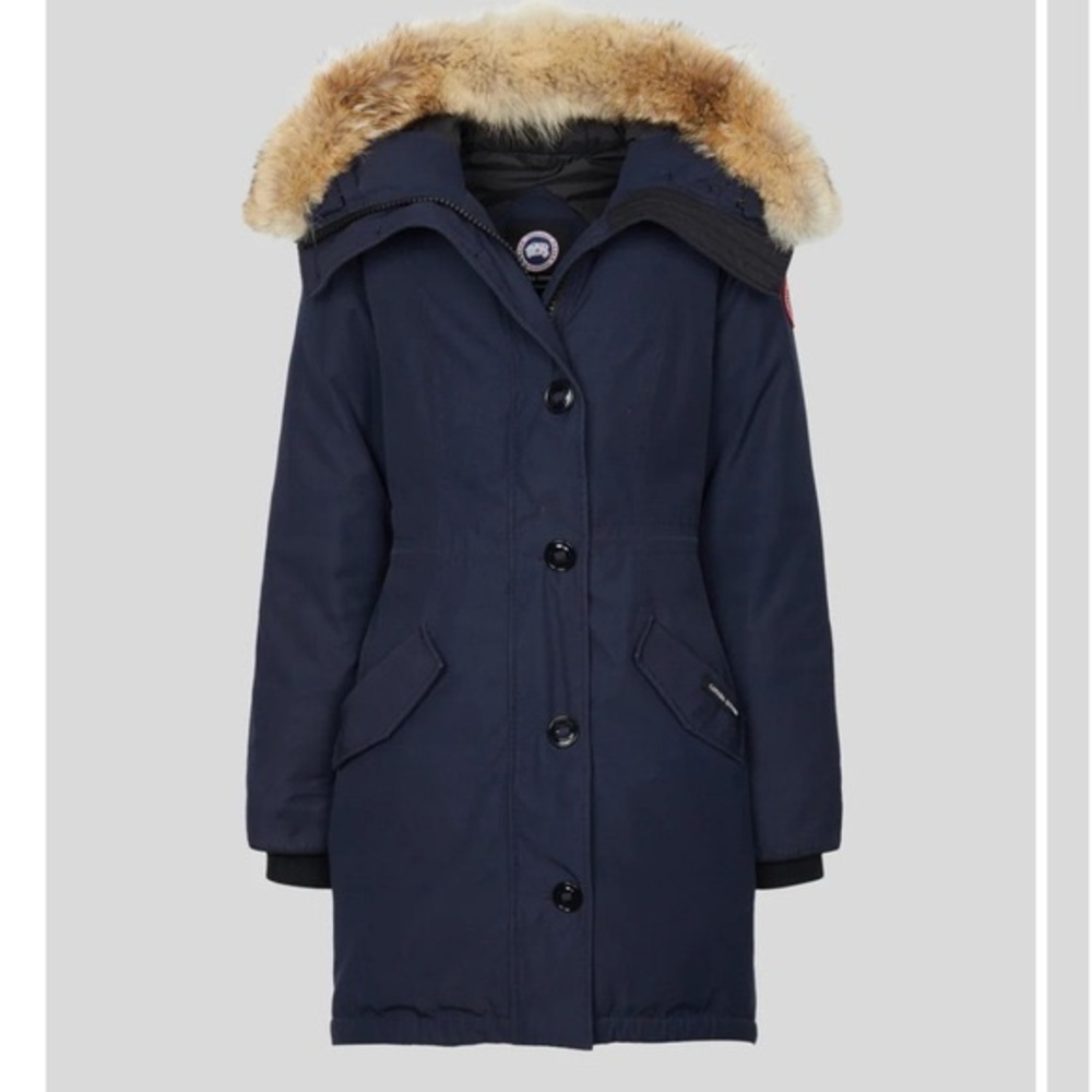 Canada Goose Rossclair Navy Parka Jacket with Fur Hood women’s small